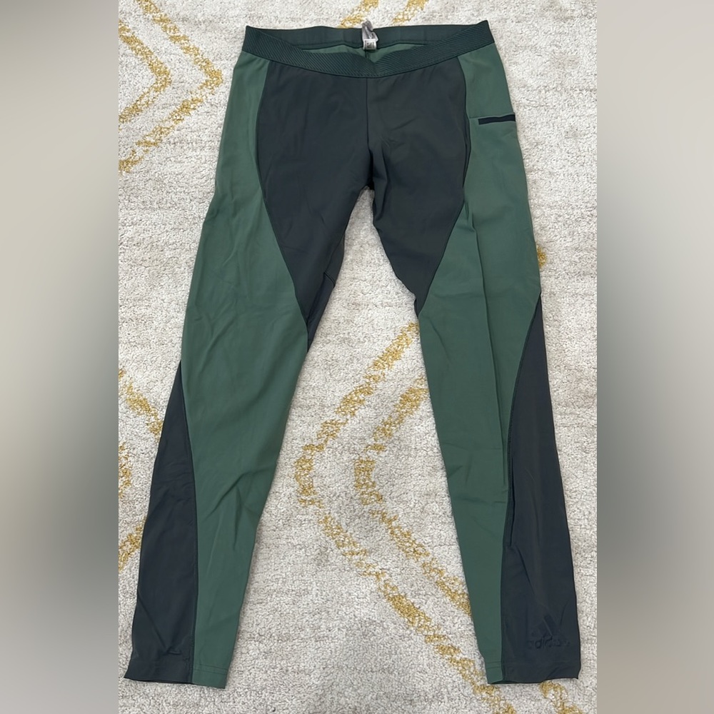 Adidas leggings